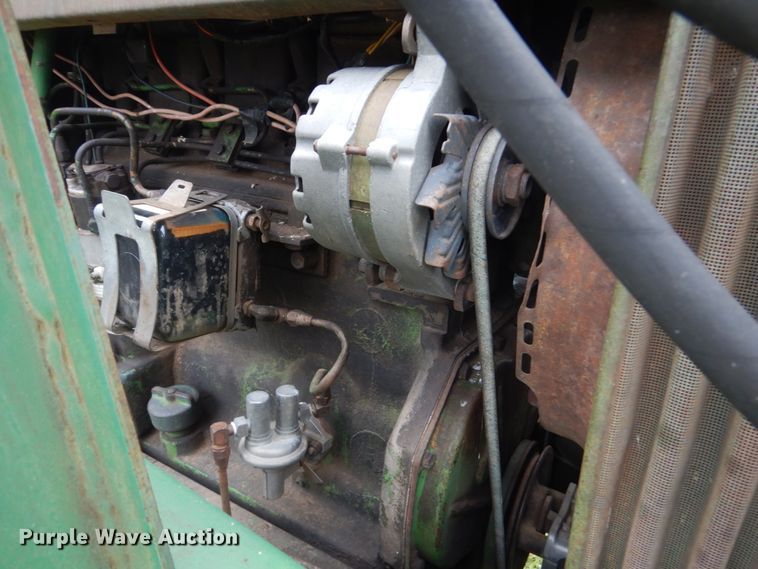 image for item HI9798 John Deere 3010  tractor