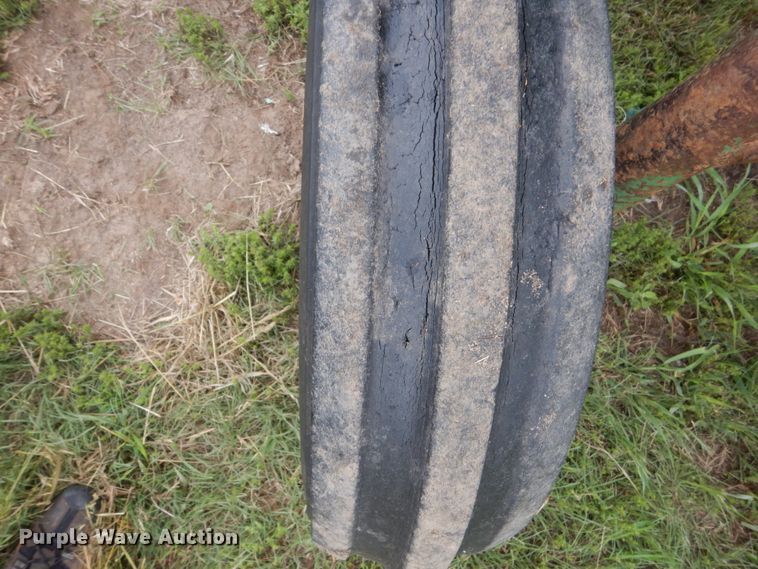 image for item HI9798 John Deere 3010  tractor