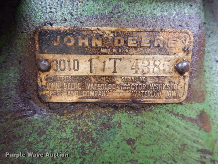 image for item HI9798 John Deere 3010  tractor