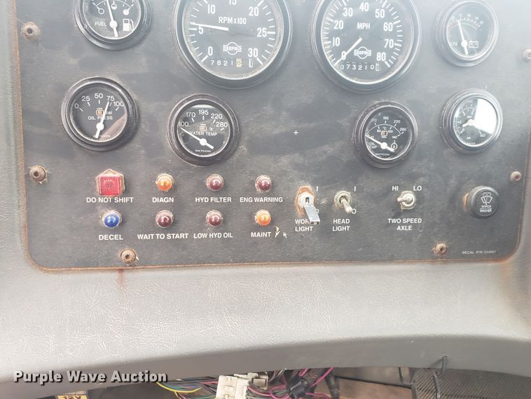 image for item HO9489 Case IH FLX3300B  applicator