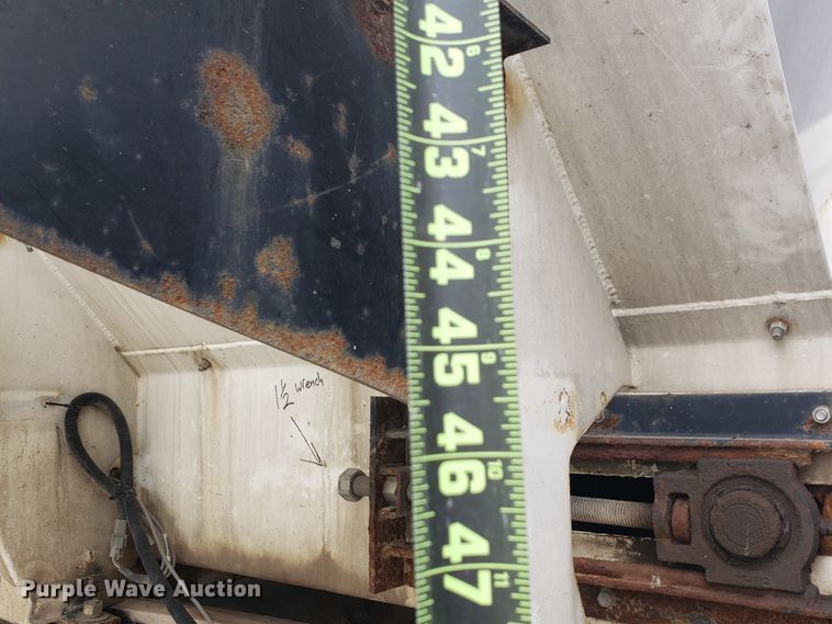 image for item HO9489 Case IH FLX3300B  applicator