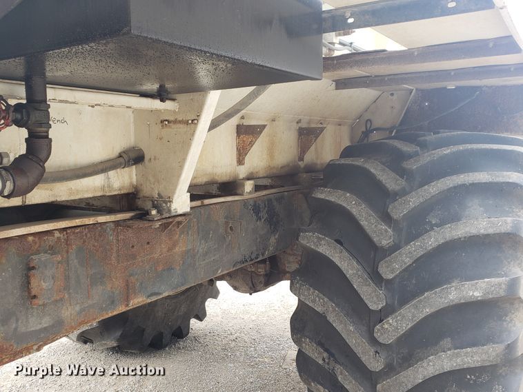 image for item HO9489 Case IH FLX3300B  applicator