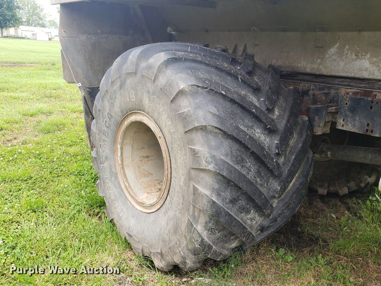 image for item HO9490 Case IH 4020  applicator