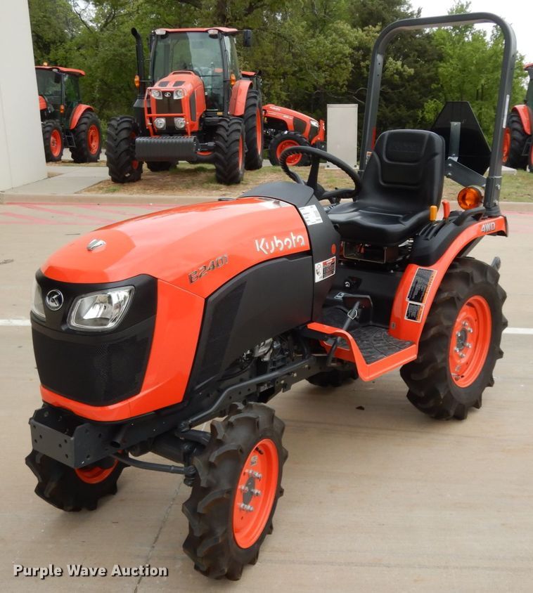 image for item HR9664 2019 Kubota B2401  MFWD tractor