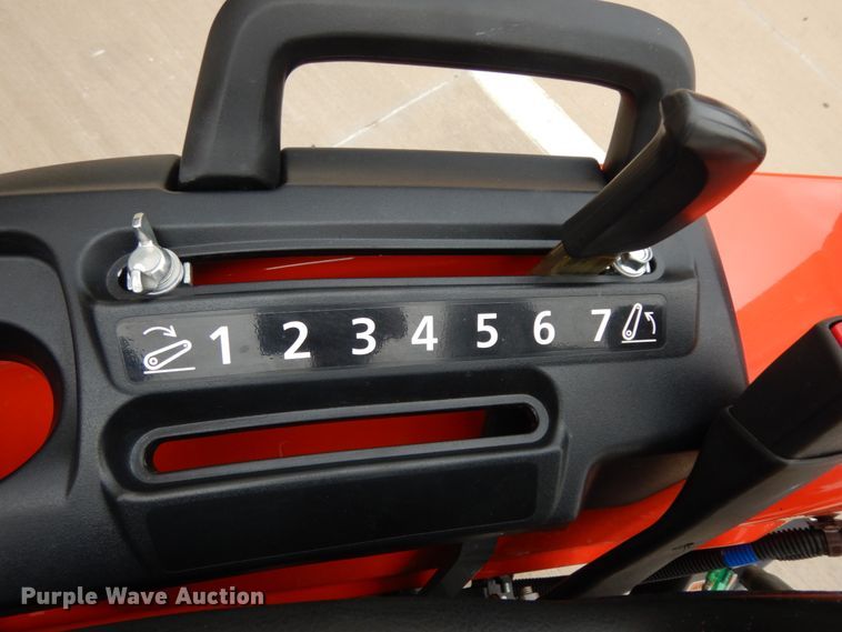 image for item HR9664 2019 Kubota B2401  MFWD tractor