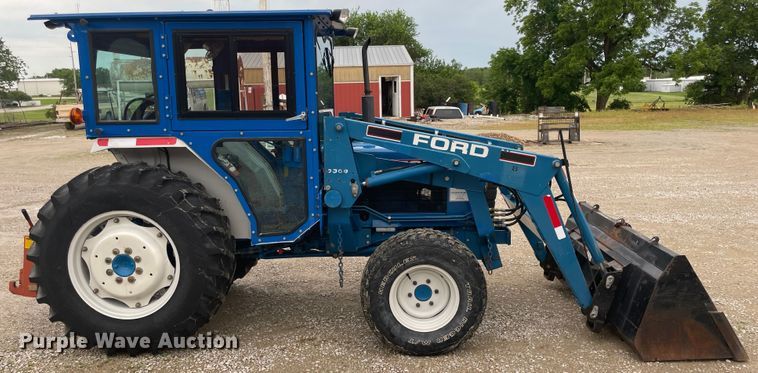 image for item IC9375 Ford 2120  tractor