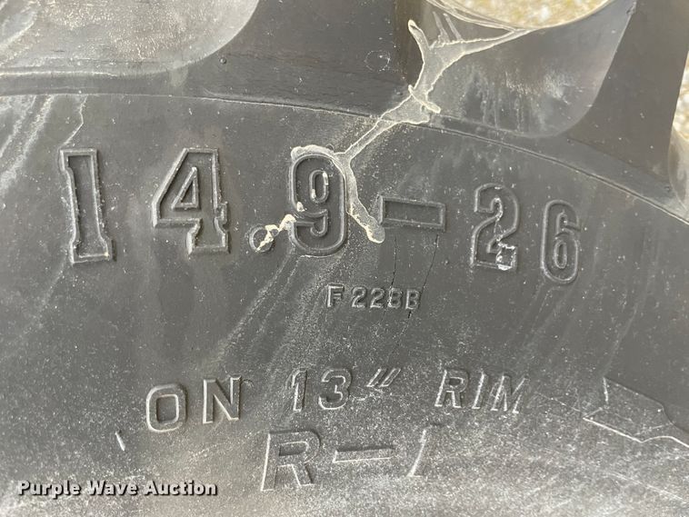 image for item IC9375 Ford 2120  tractor