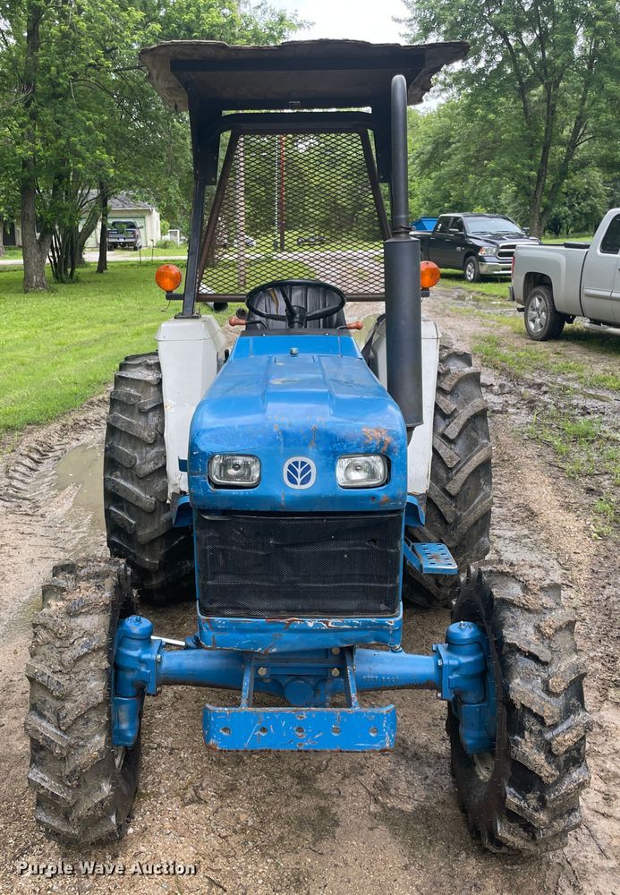 image for item IC9382 New Holland 1920  MFWD tractor