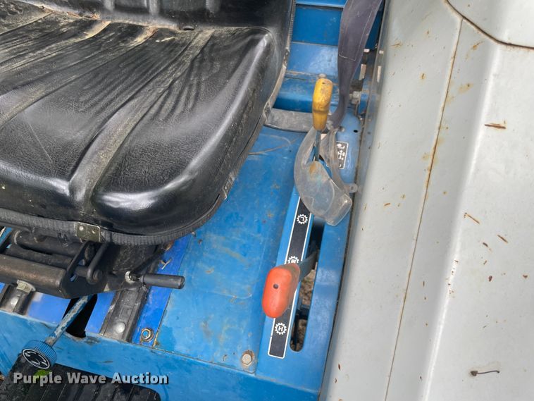 image for item IC9382 New Holland 1920  MFWD tractor