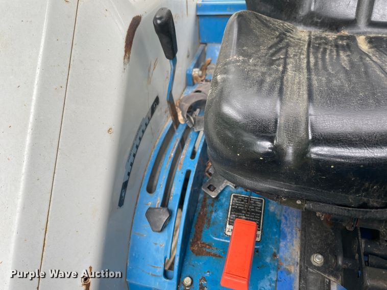 image for item IC9382 New Holland 1920  MFWD tractor