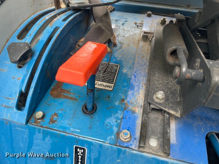 image for item IC9382 New Holland 1920  MFWD tractor