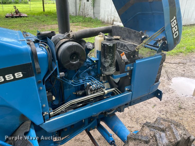 image for item IC9382 New Holland 1920  MFWD tractor