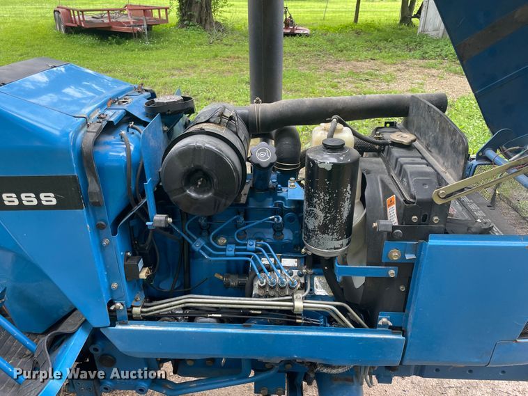 image for item IC9382 New Holland 1920  MFWD tractor