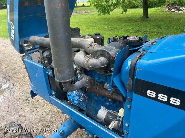 image for item IC9382 New Holland 1920  MFWD tractor