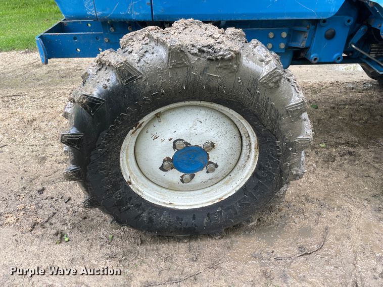 image for item IC9382 New Holland 1920  MFWD tractor