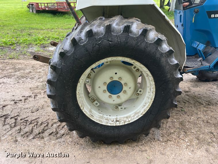 image for item IC9382 New Holland 1920  MFWD tractor