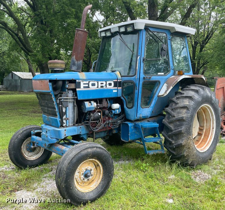 image for item IC9384 Ford 7710  tractor