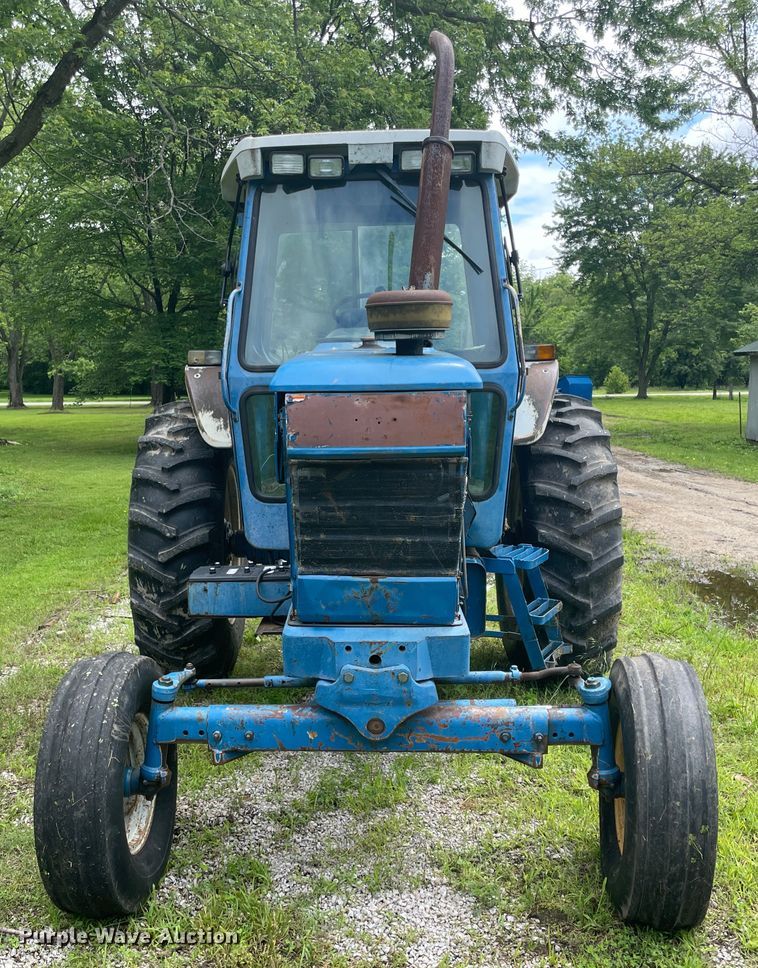 image for item IC9384 Ford 7710  tractor