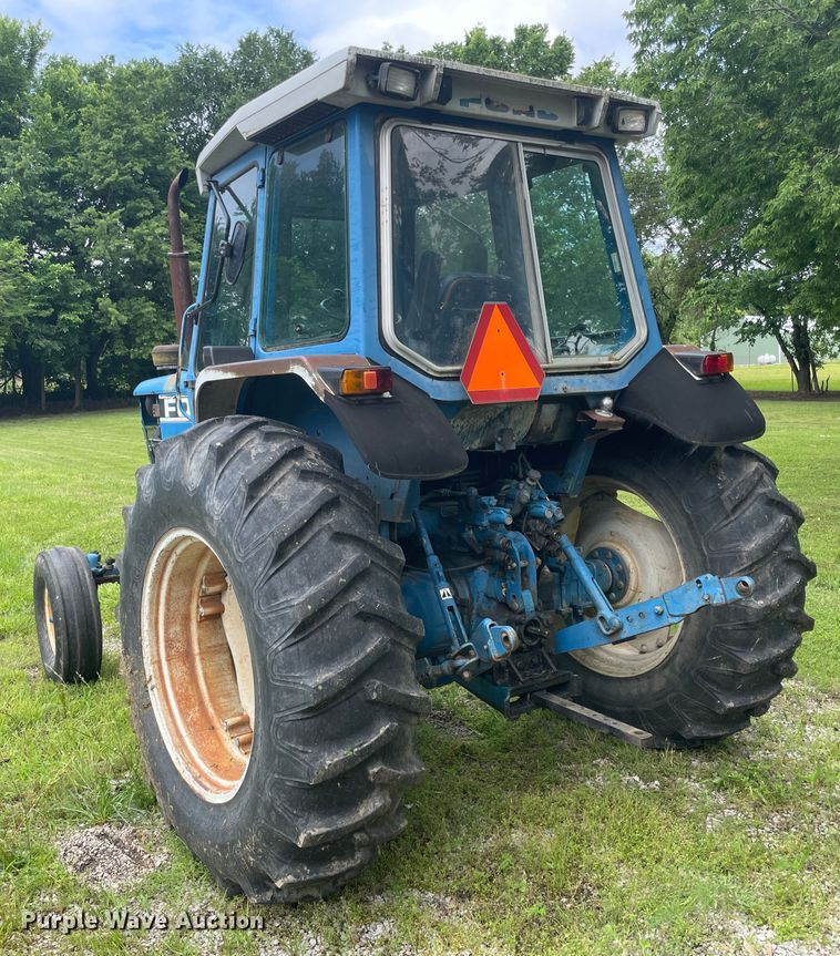 image for item IC9384 Ford 7710  tractor