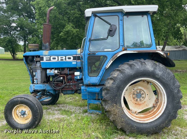 image for item IC9384 Ford 7710  tractor