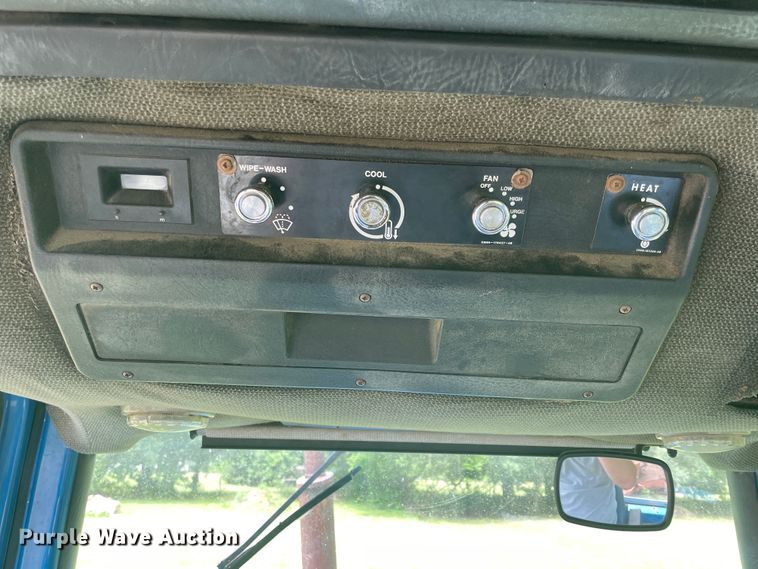 image for item IC9384 Ford 7710  tractor