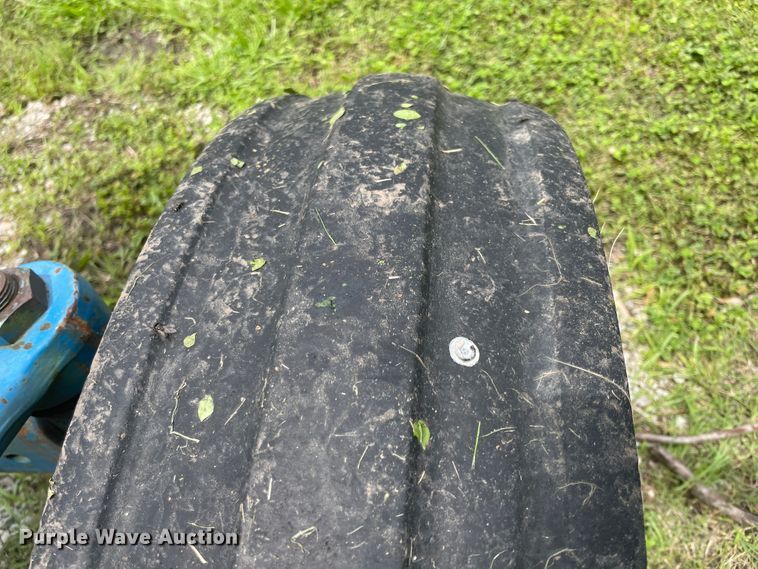 image for item IC9384 Ford 7710  tractor