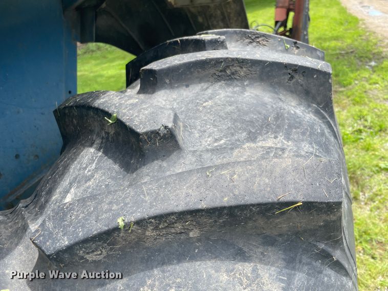 image for item IC9384 Ford 7710  tractor