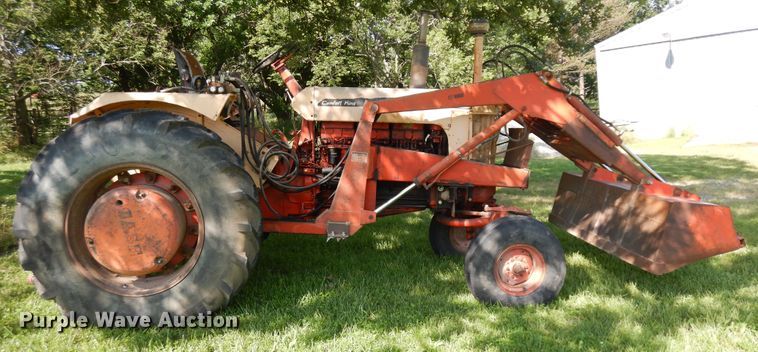 image for item ID9975 Case 1030  tractor