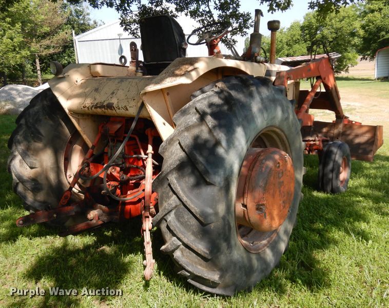 image for item ID9975 Case 1030  tractor