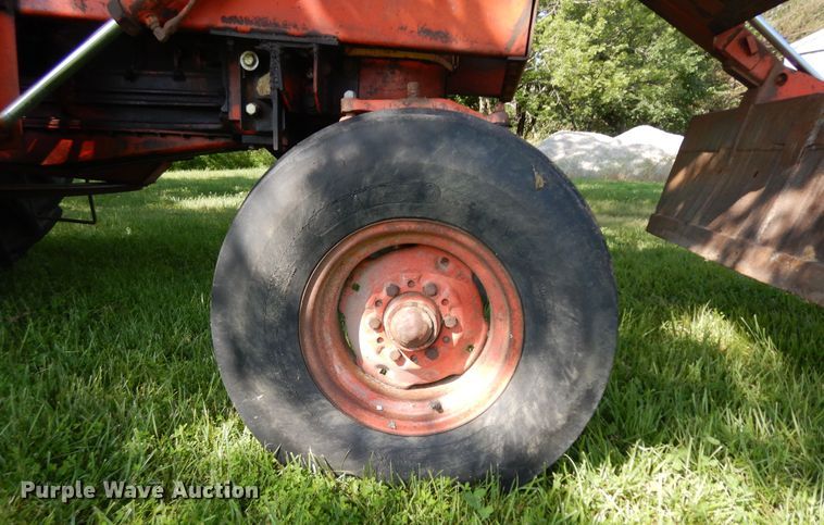 image for item ID9975 Case 1030  tractor