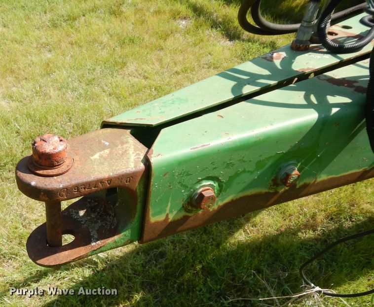 image for item ID9977 John Deere 7200  no-till planter