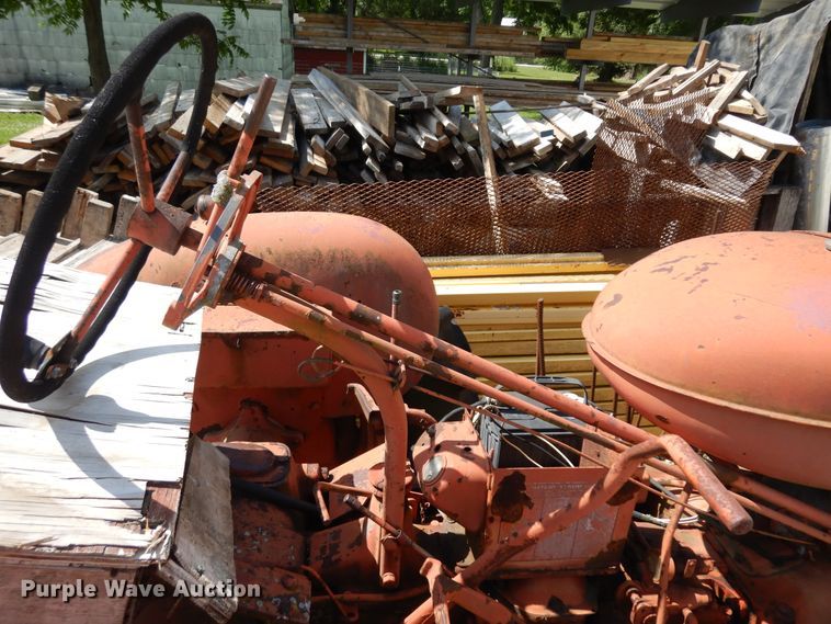image for item ID9979 Allis Chalmers WD  tractor