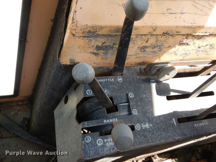 image for item ID9980 Case  tractor