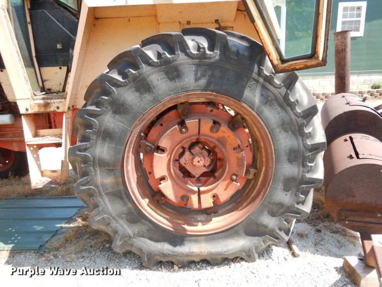 image for item ID9980 Case  tractor