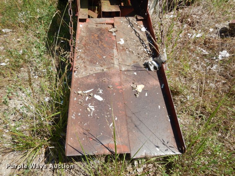 image for item ID9981 New Holland Super Hayliner 69  small square baler