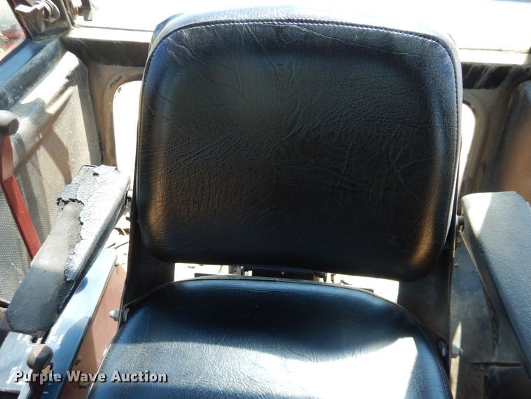 image for item IJ9377 Allis Chalmers 7080  tractor