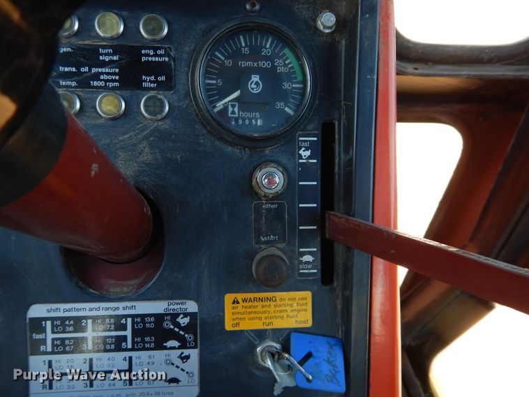 image for item IJ9377 Allis Chalmers 7080  tractor