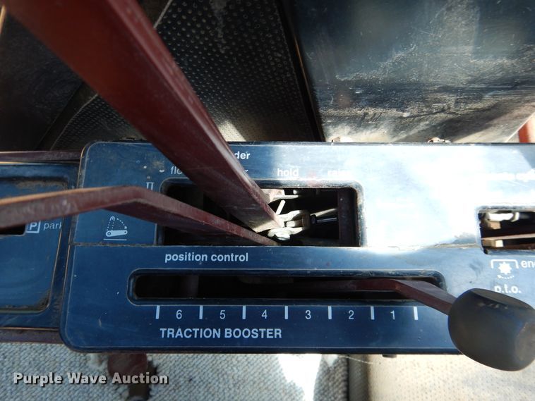 image for item IJ9377 Allis Chalmers 7080  tractor