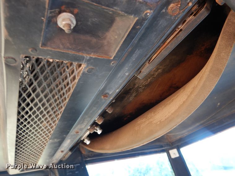 image for item IJ9377 Allis Chalmers 7080  tractor