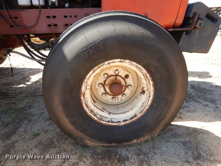 image for item IJ9377 Allis Chalmers 7080  tractor