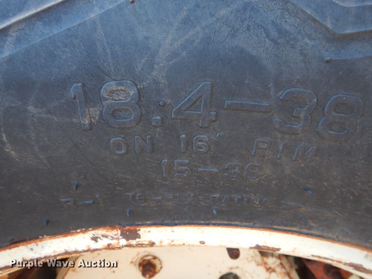 image for item IJ9377 Allis Chalmers 7080  tractor