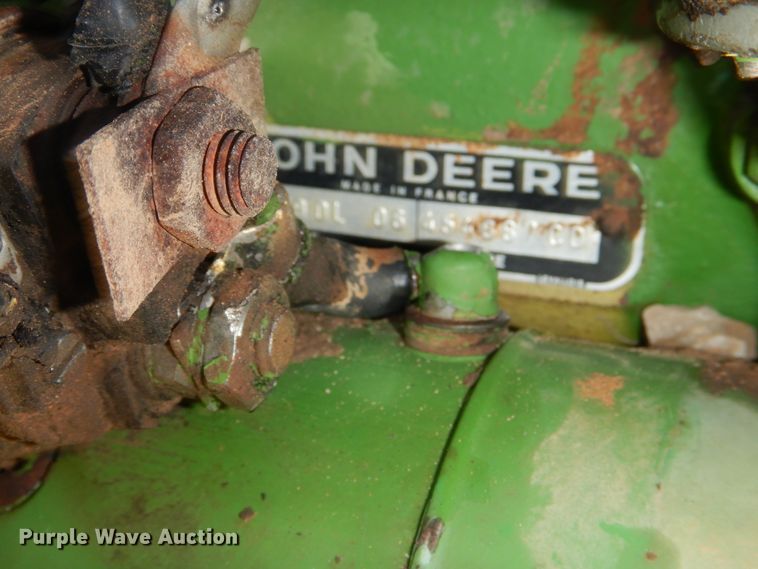 image for item IJ9378 John Deere 2040  tractor
