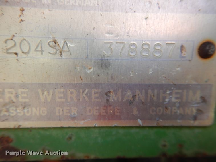 image for item IJ9378 John Deere 2040  tractor