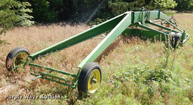 image for item IJ9391 John Deere  land leveler