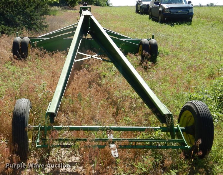 image for item IJ9391 John Deere  land leveler