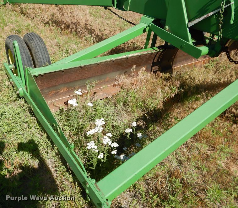 image for item IJ9391 John Deere  land leveler