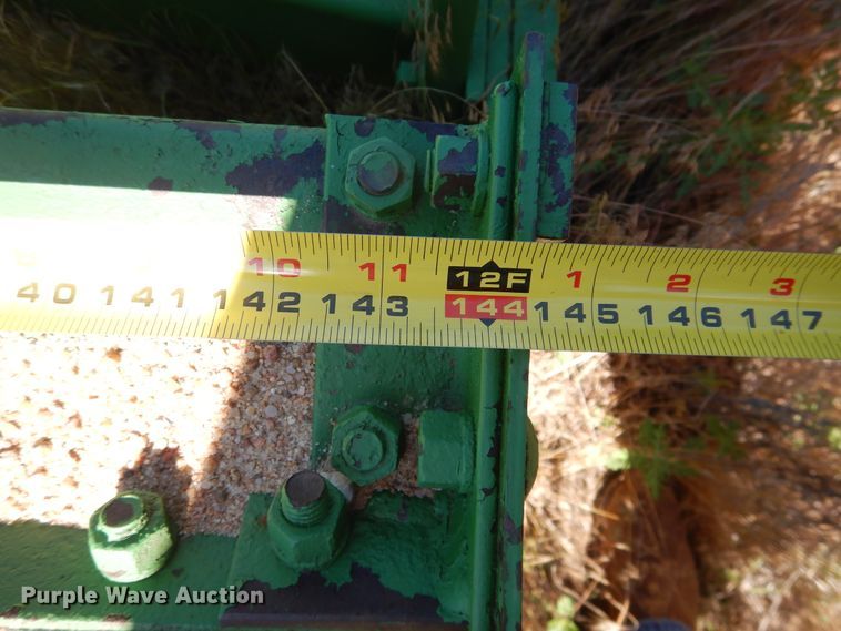 image for item IJ9391 John Deere  land leveler