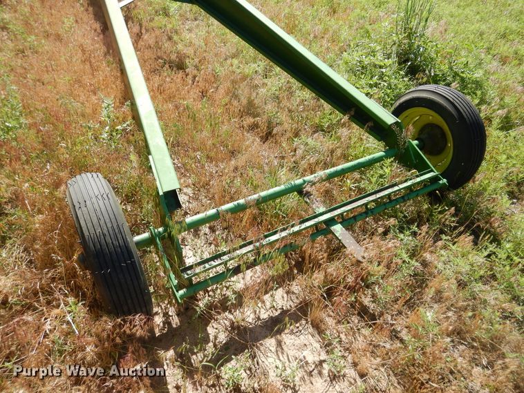 image for item IJ9391 John Deere  land leveler