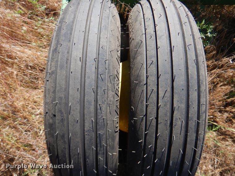 image for item IJ9391 John Deere  land leveler