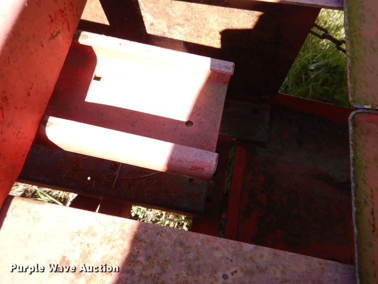 image for item IJ9392 Massey Ferguson 124  small square baler